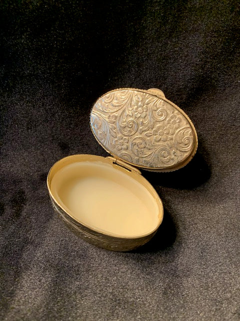 VTG. French Porcelain & Gilt-metal Rococo Style “Lovers” Trinket Box