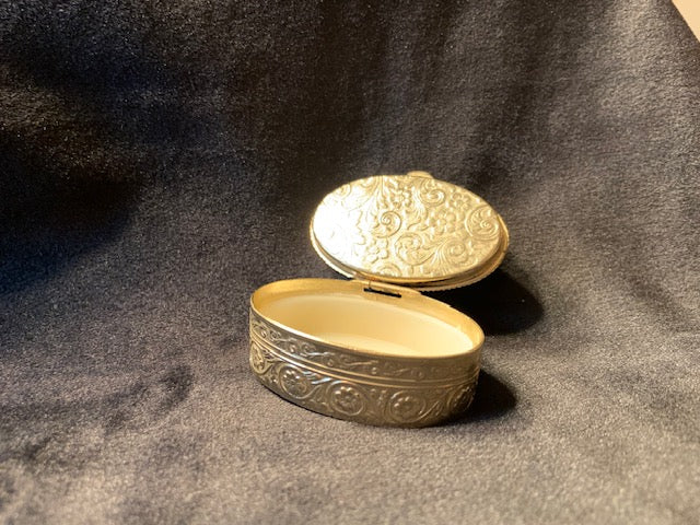 VTG. French Porcelain & Gilt-metal Rococo Style “Lovers” Trinket Box