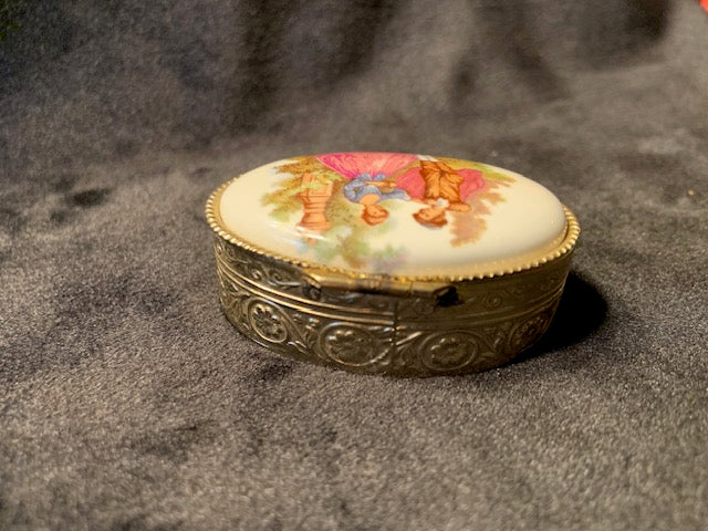 VTG. French Porcelain & Gilt-metal Rococo Style “Lovers” Trinket Box
